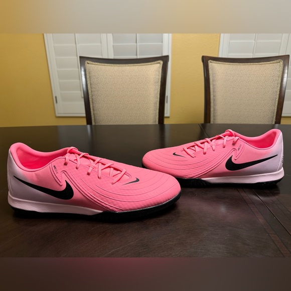New Nike Phantom GX 2 Academy IC Mad Brillliance Pack Pink Soccer Cleats Size 11 - Picture 11 of 14